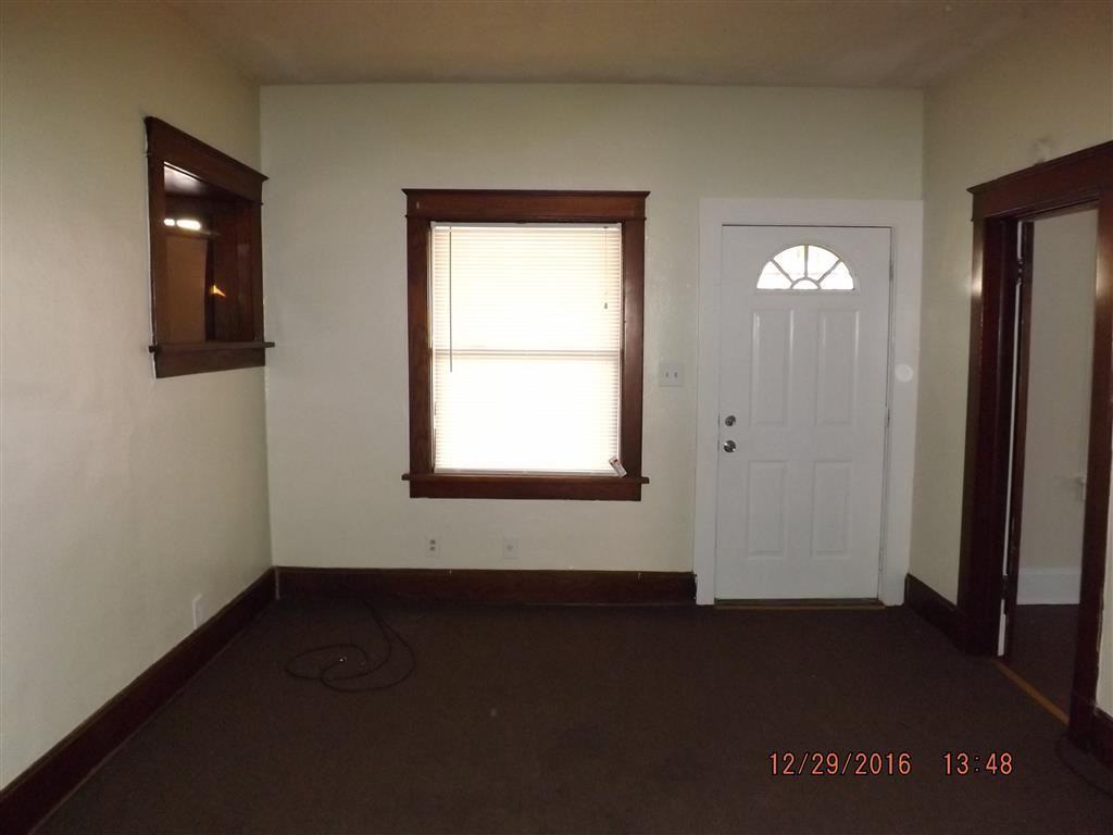 3705 E 29th St - Photo 3 of 12