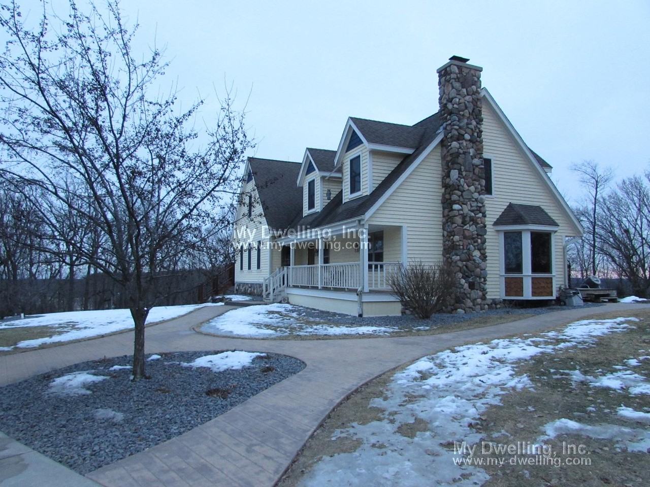 2176 Meghan Ln - Photo 2 of 14