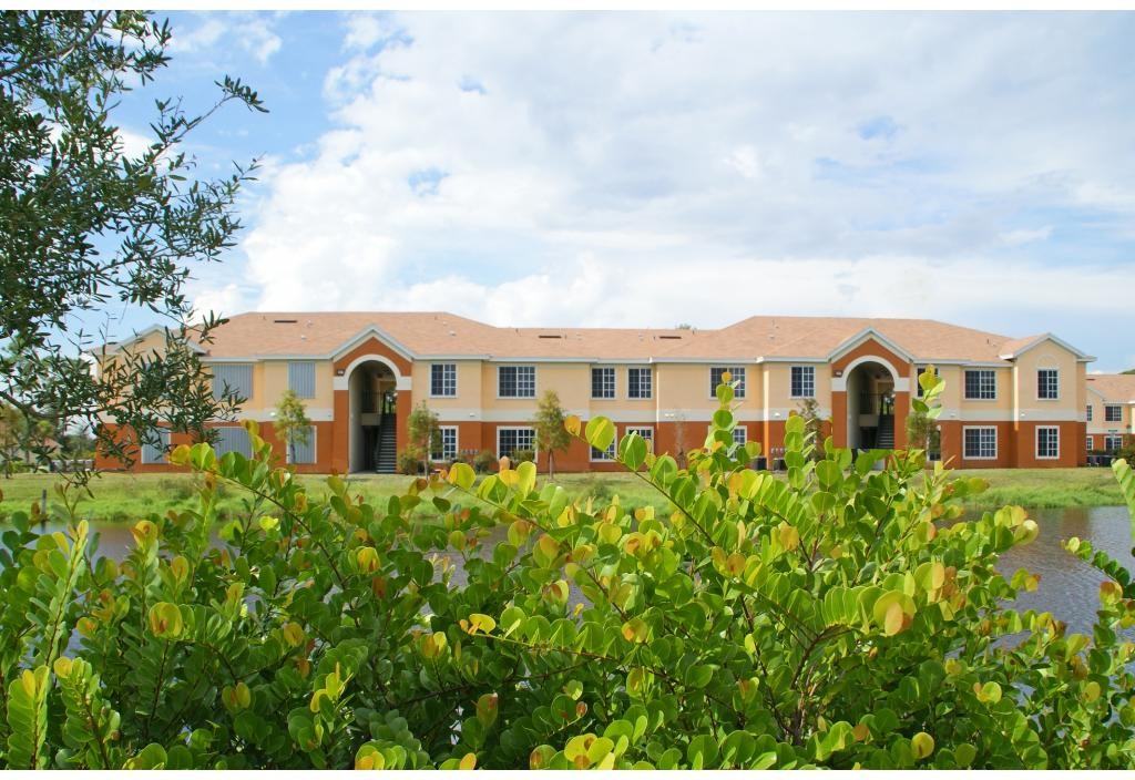 Crestview Park - Photo 3 of 20