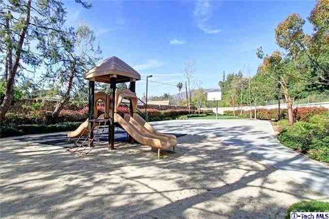 1131 Rosewalk Way - Photo 3 of 26