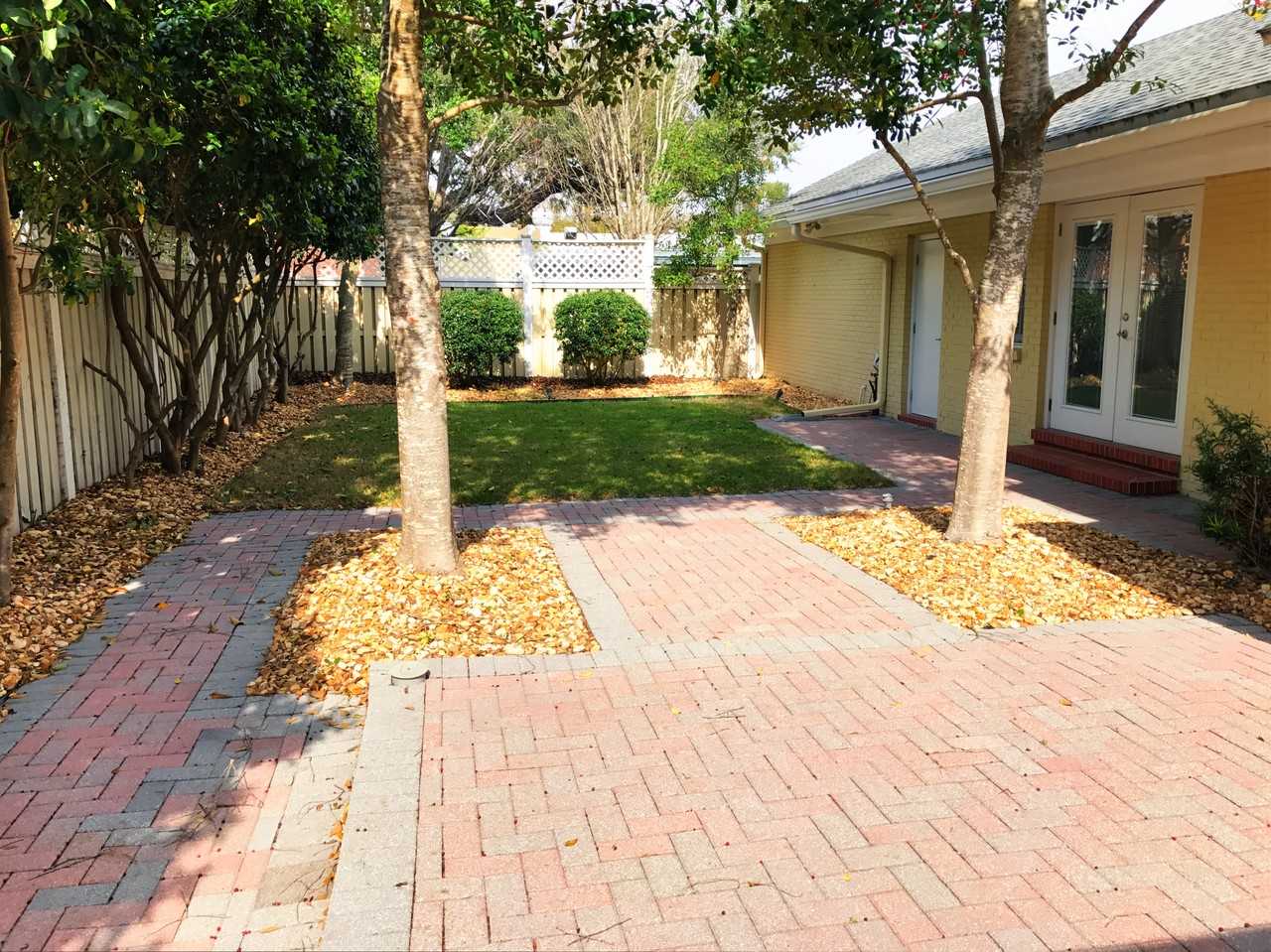 3629 Pine St - Photo 3 of 38