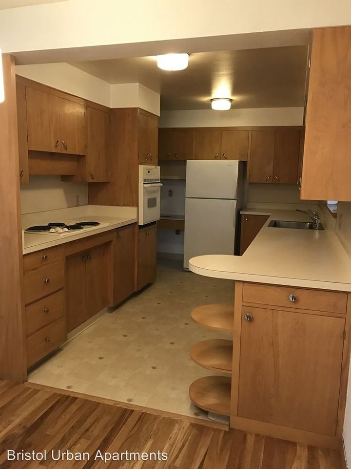 6220 E Burnside St - Photo 2 of 29