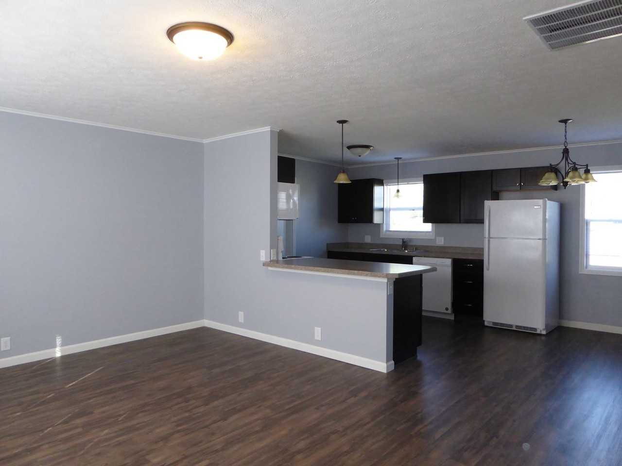 CeMar 42Â½ & 73Â½ Avenue - Photo 3 of 12