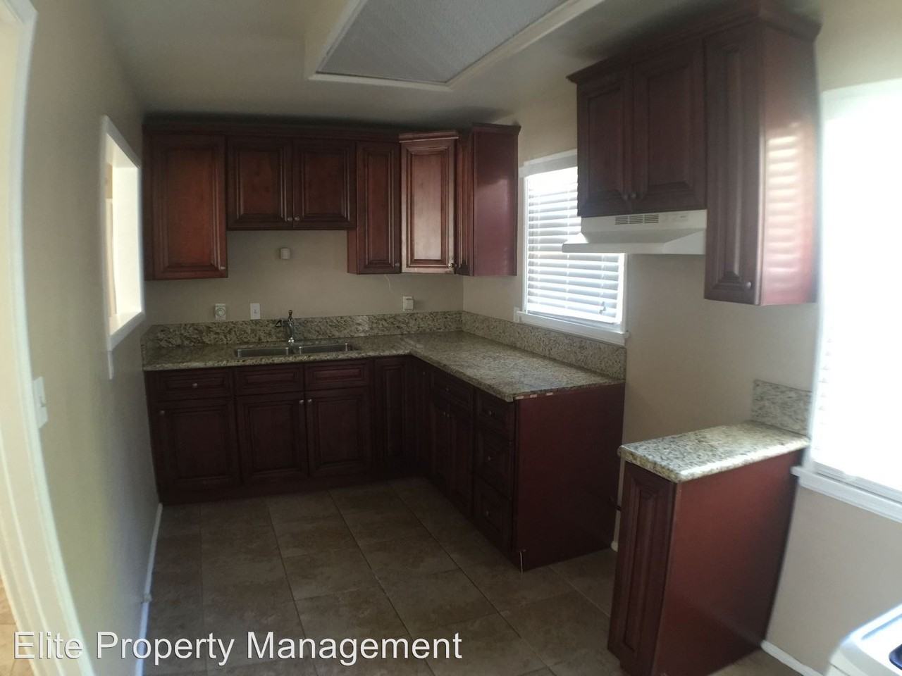 10985 Gramercy Pl - Photo 3 of 11