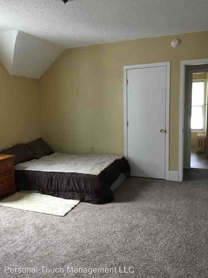 205 23rd St S - Photo 2 of 10