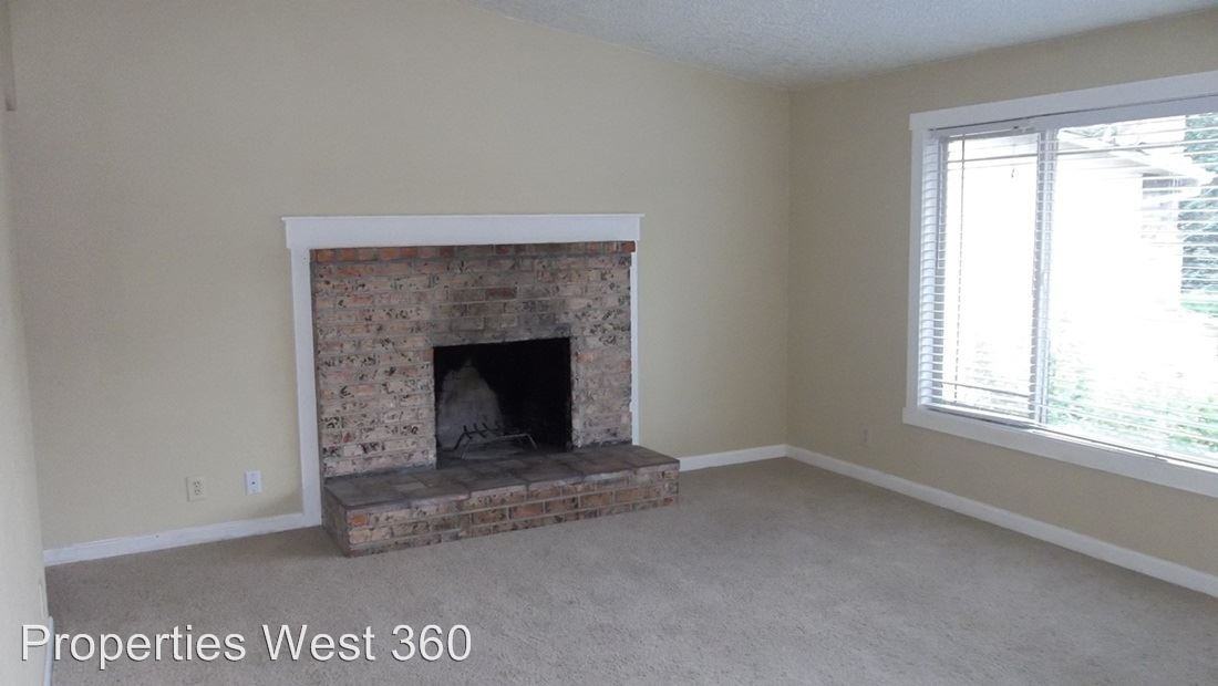 700 NE 149th Ave - Photo 3 of 14