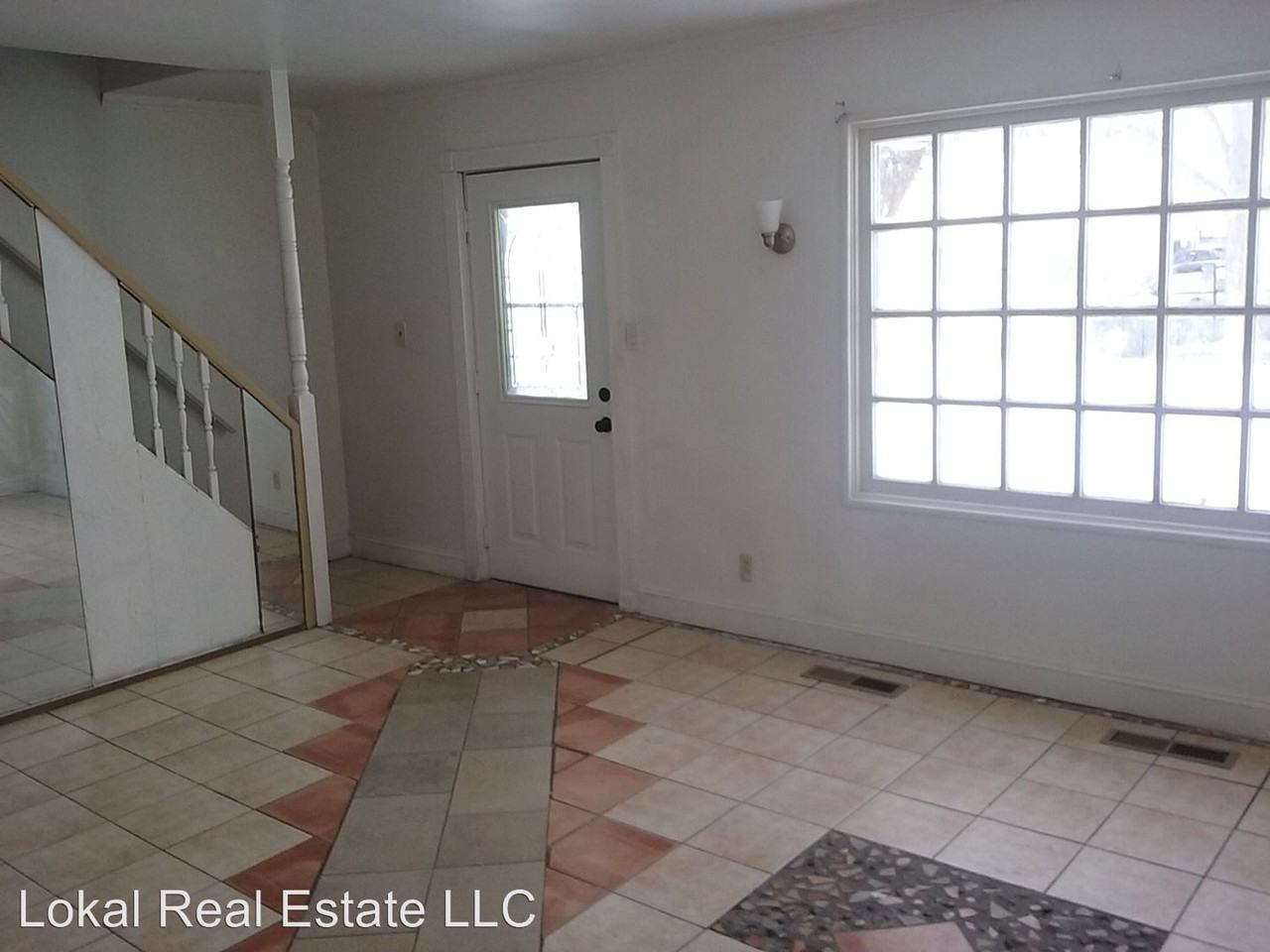 19208 Longbrook Rd - Photo 2 of 17