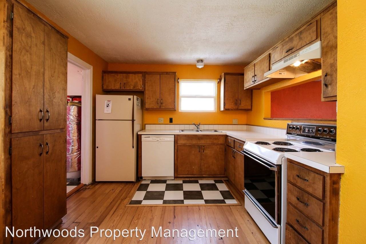 140 N McKinley St - Photo 3 of 9