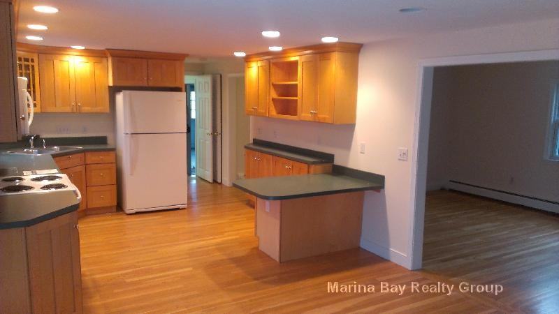 192 West St - Photo 3 of 11