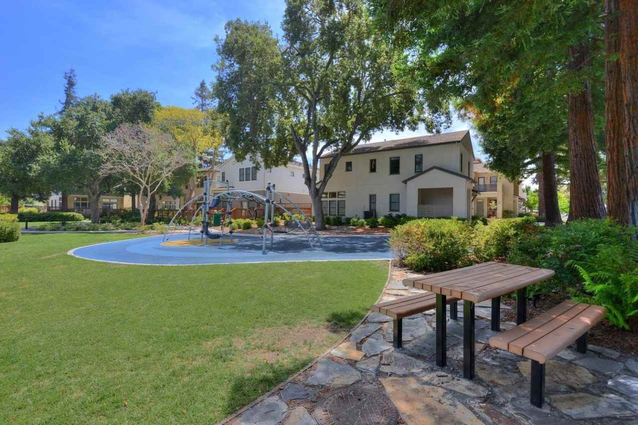 4241 Cashel St - Photo 2 of 16