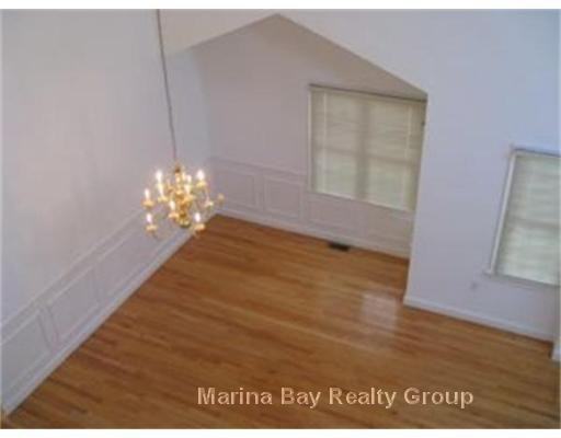 1213 Matthew Woods Dr - Photo 2 of 3