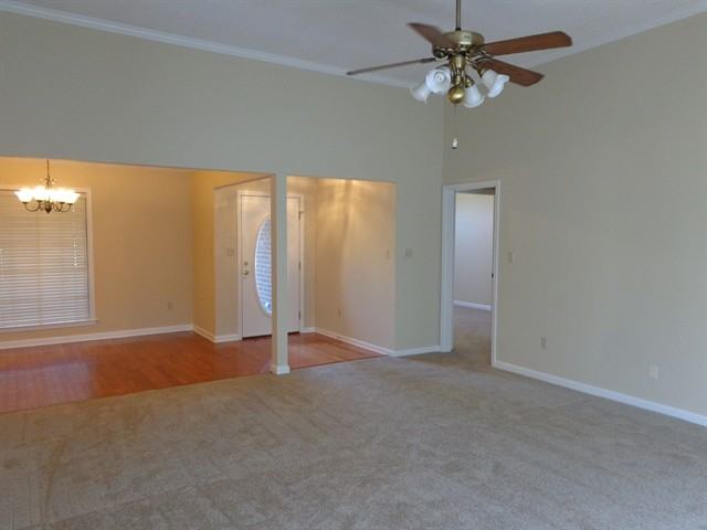 5026 Springtree Dr - Photo 3 of 18