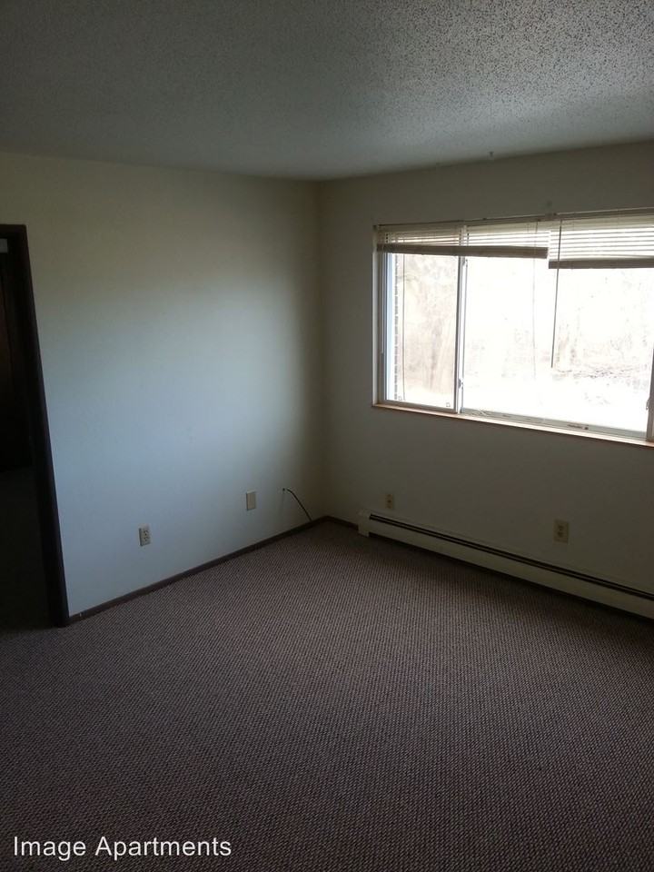 100-254 21st St NW - Photo 2 of 6