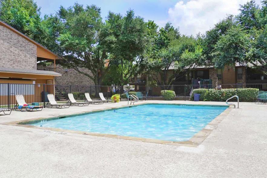 Bent Creek - Photo 3 of 44