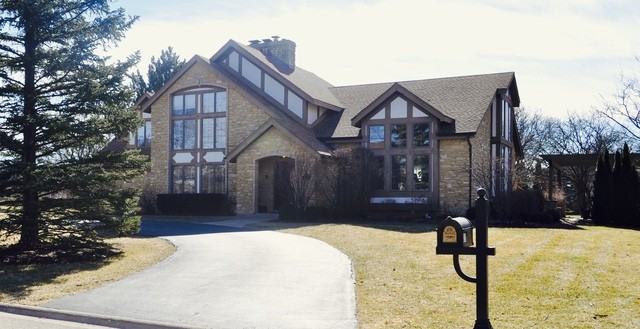 651 Camelot Dr - Photo 2 of 2