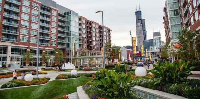 1145-1011 S Delano Ct #412W