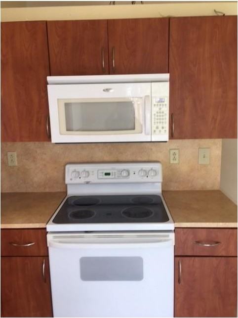 6508 NW 197th Ln - Photo 2 of 8