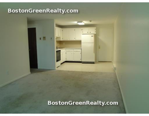 400 Dunstable Rd 16 - Photo 3 of 10