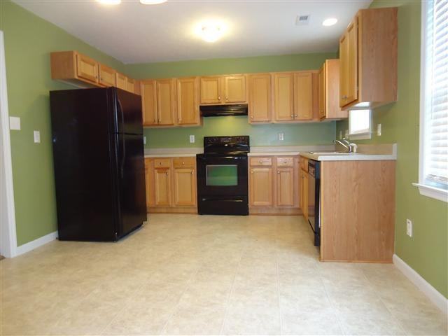 6045 Burgaw Highway - Photo 2 of 14