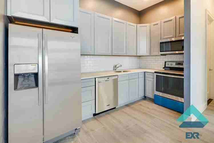 1823 Palmetto St #3R