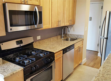 950 Underhill Ave #10F