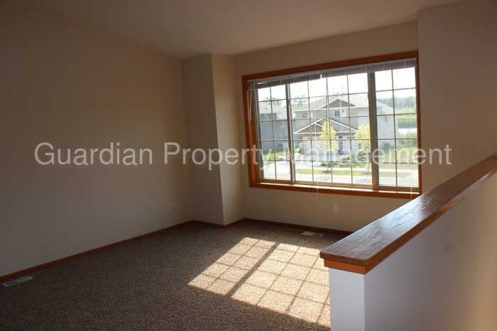 9314 Goodrich Dr - Photo 3 of 21