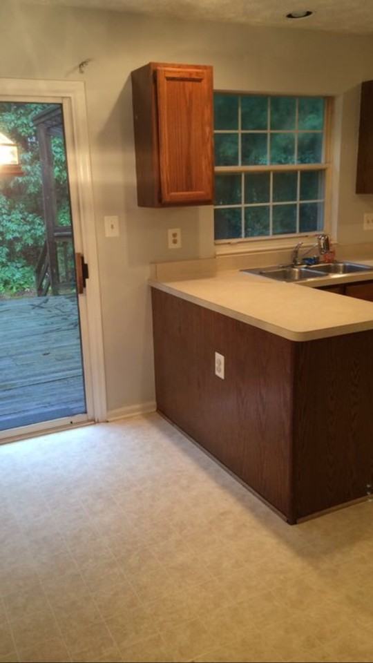 2151 Commissary Circle - Photo 2 of 25