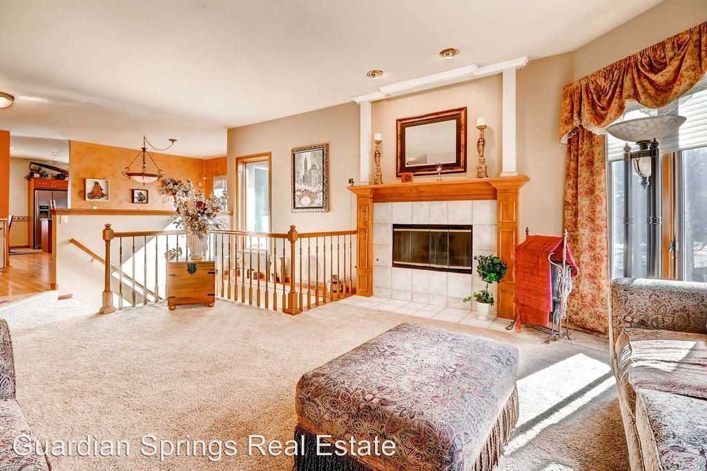 1430 Regal Glen Ct - Photo 3 of 36