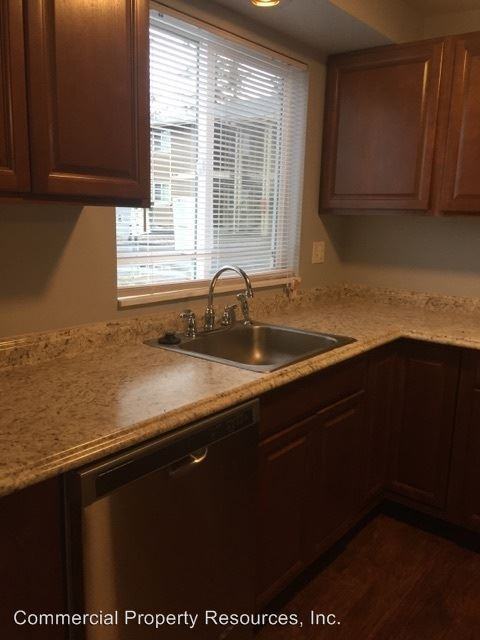 4072 Market St NE - Photo 2 of 12