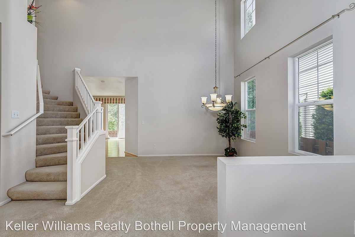 13426 69th Dr SE - Photo 3 of 24