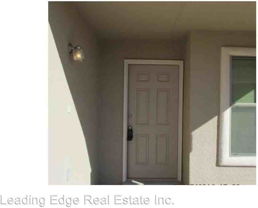 2300 Glitter Point - Photo 3 of 14