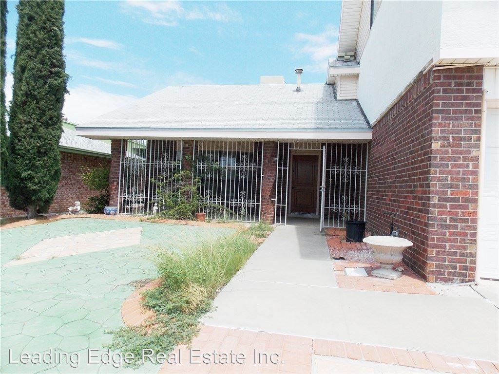 11217 Sandcastle Ct - Photo 2 of 14