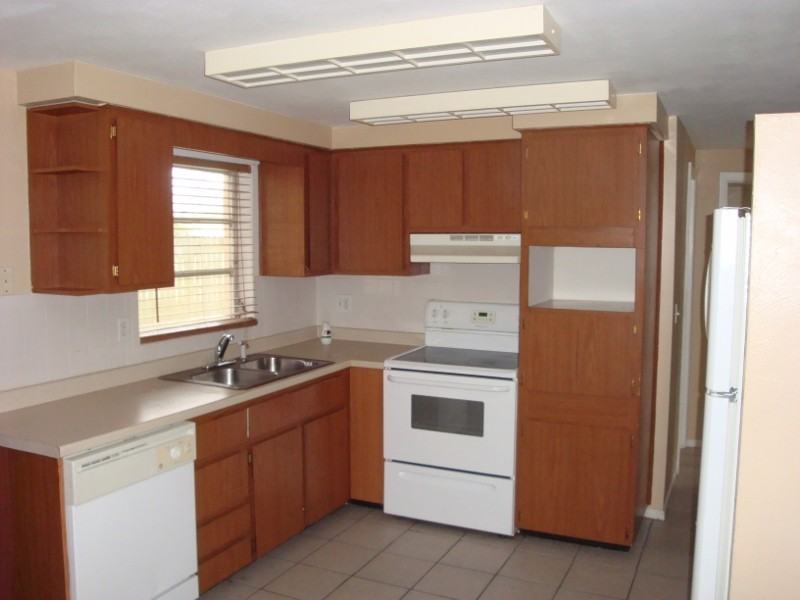 4908 Fruitwood Loop - Photo 2 of 14