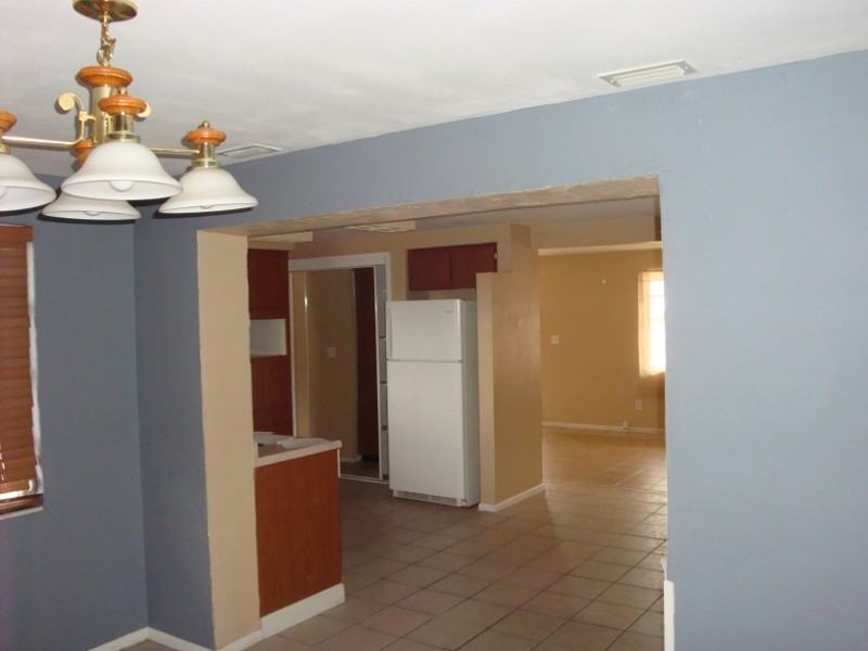 4908 Fruitwood Loop - Photo 3 of 14