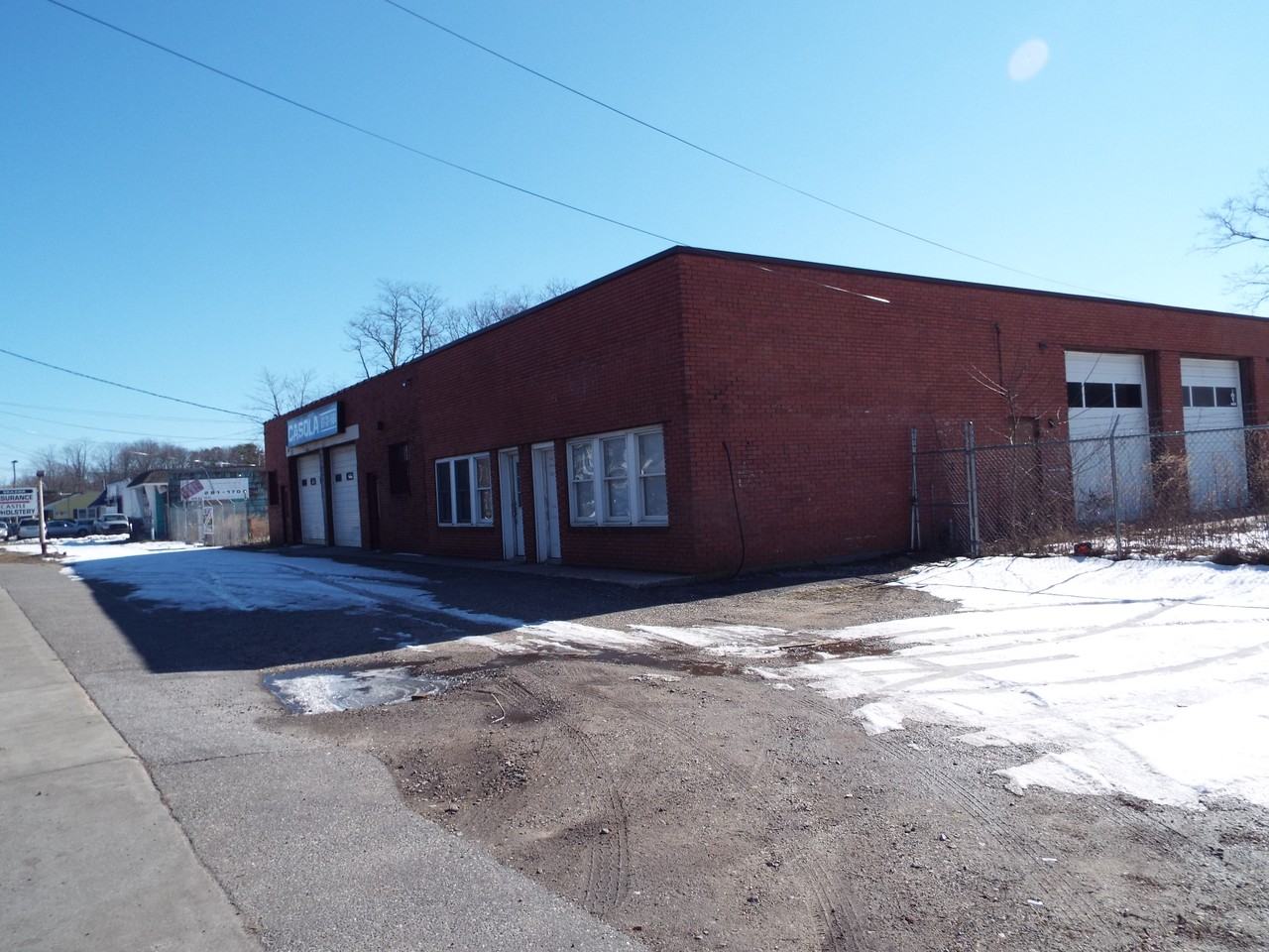 1406 Montauk Hwy - Photo 2 of 8