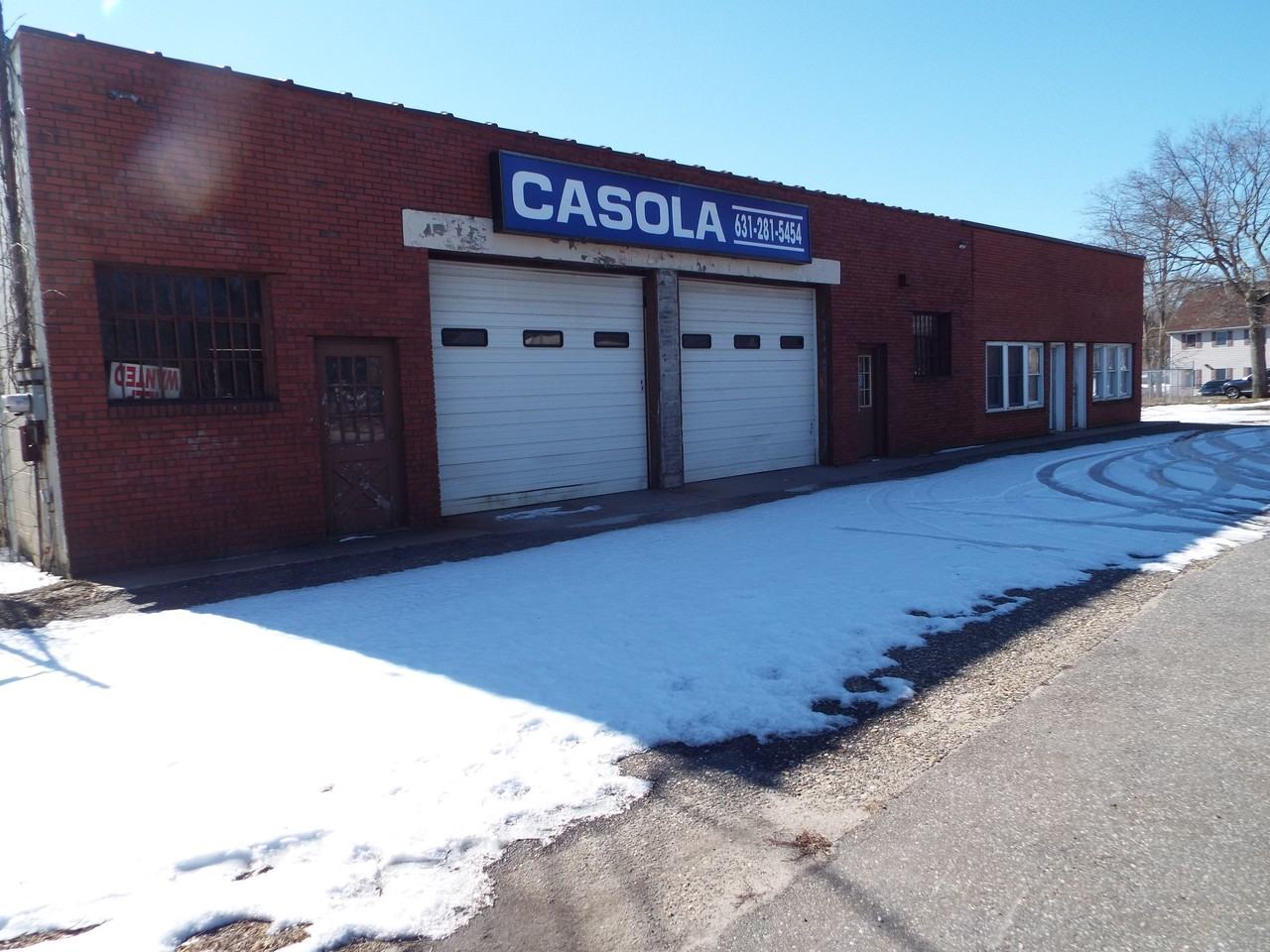 1406 Montauk Hwy - Photo 3 of 8