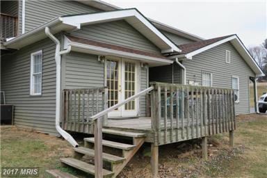 1092 Grade Rd - Photo 3 of 20
