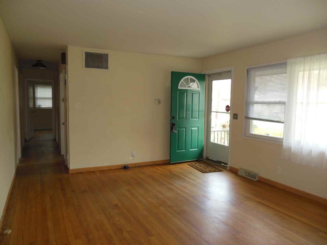 1115 San Juan Ave - Photo 2 of 6