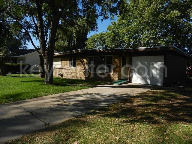 1529 N 200 W - Photo 2 of 14