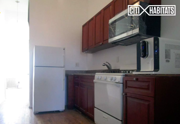 256 Stagg Street #3-R