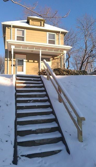 121 Olive St - Photo 2 of 16