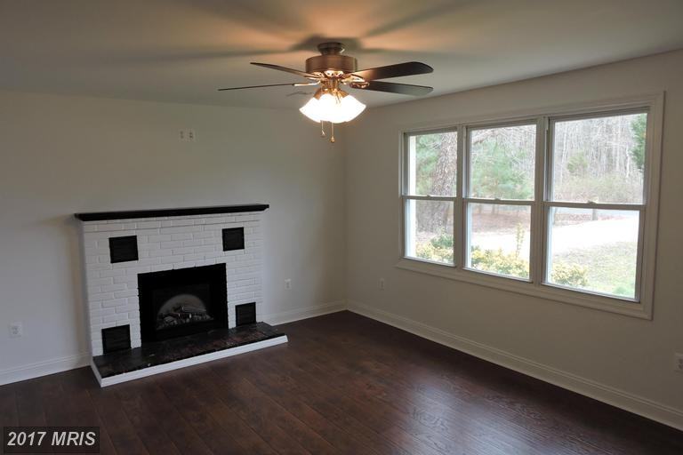 12496 Hatton Creek Rd - Photo 3 of 22