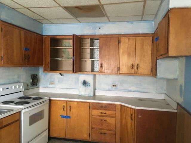 35 Spring St - Photo 2 of 4