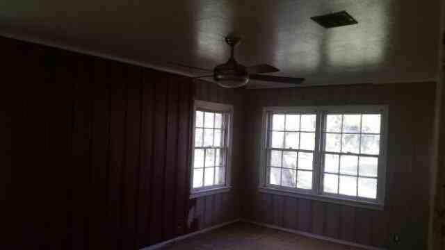 3221 12th St - Photo 2 of 5