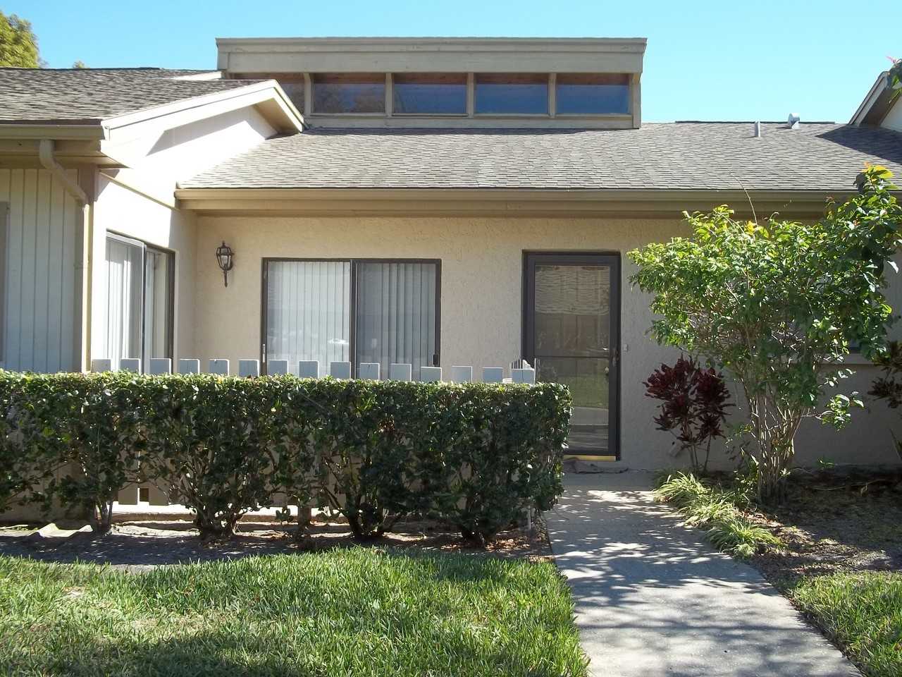 100 Lesley Ln - Photo 2 of 13