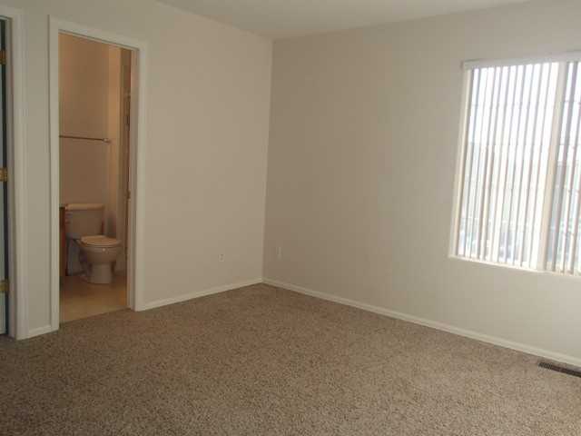 235 Ellers Grove - Photo 3 of 9