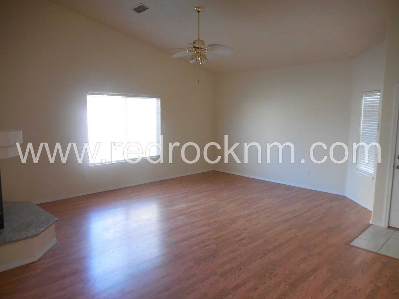 7505 Peregrine Rd NE - Photo 3 of 15