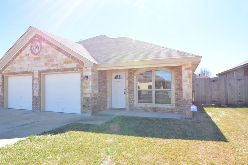 627 Paseo Del Plata - Photo 3 of 33