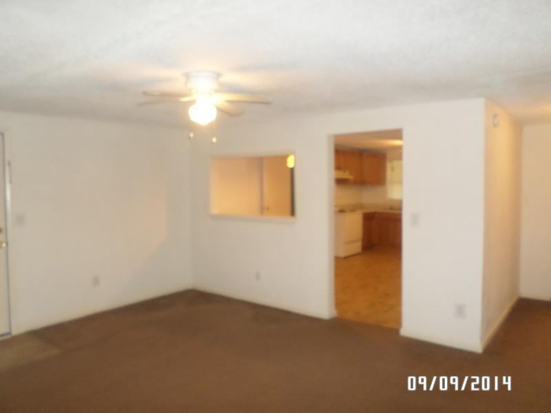 155 Santa Barbara St - Photo 3 of 10