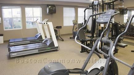 200 Pleasant St Z4 - Photo 3 of 12